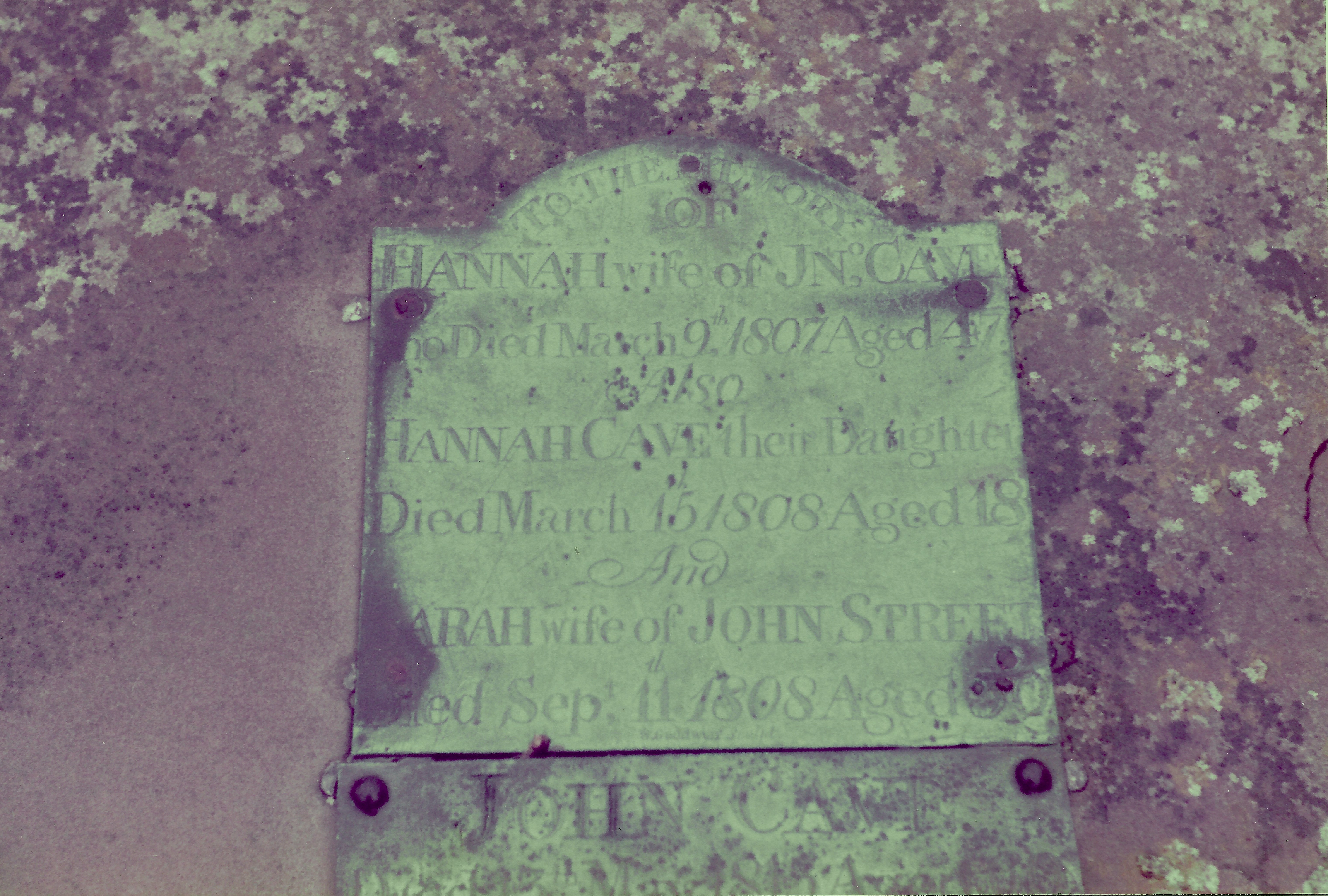 Long Newnton tomb 1